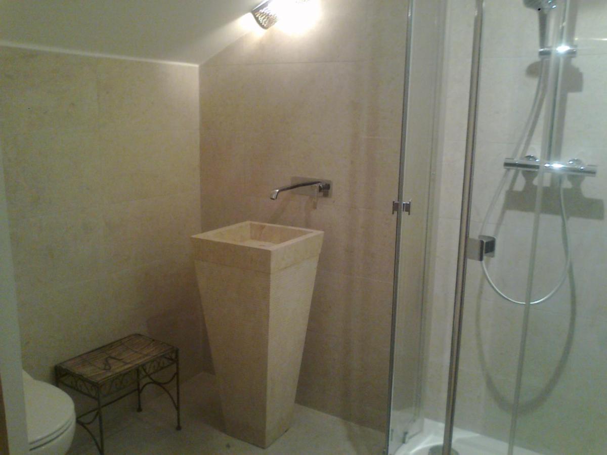 Chambres Des Eaux 29 "Mousseline" Sarcey エクステリア 写真